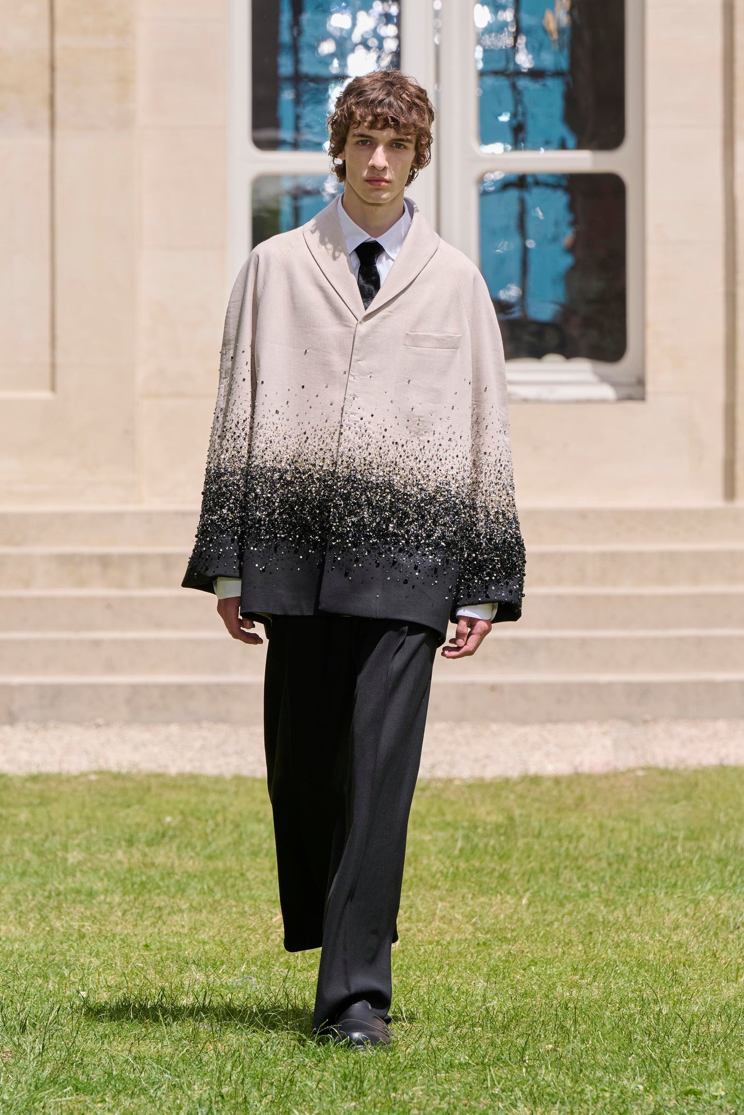 LOOK 51