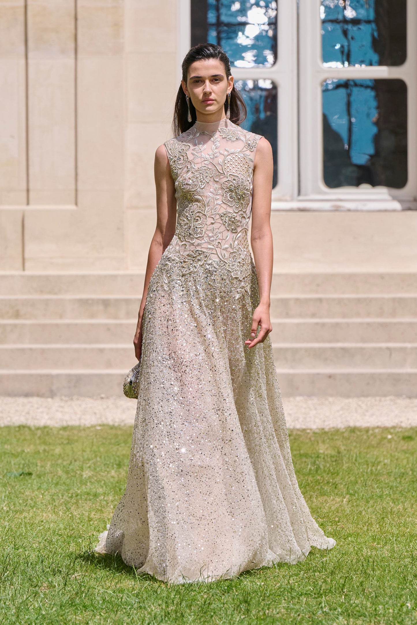 LOOK 54