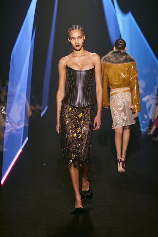 LOOK 29