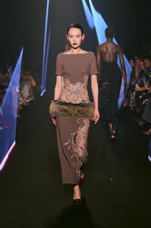LOOK 38