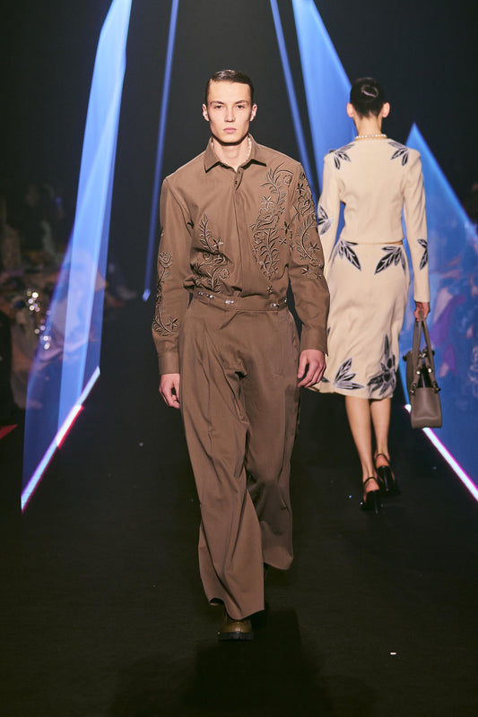 LOOK 47