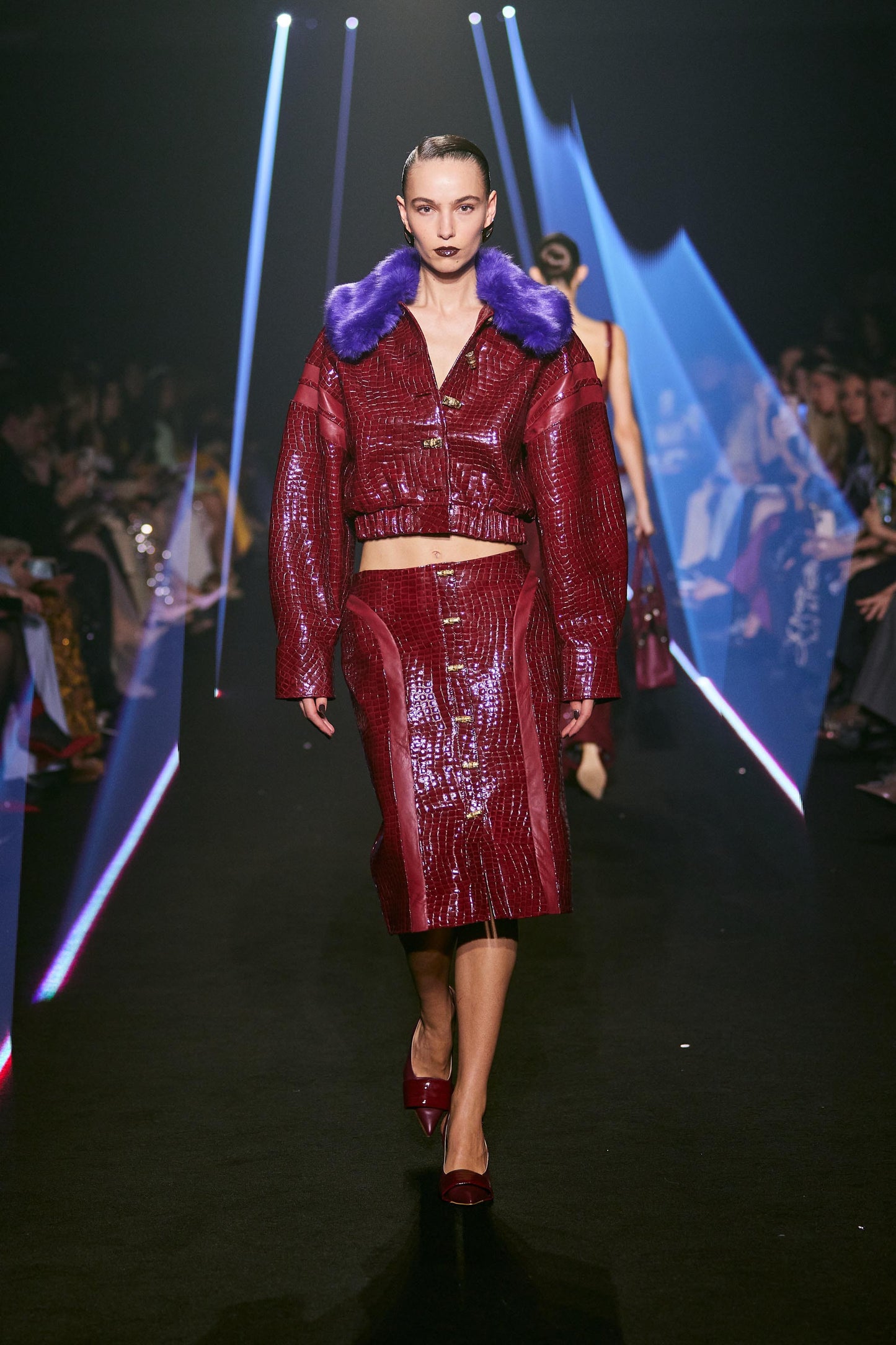 LOOK 81