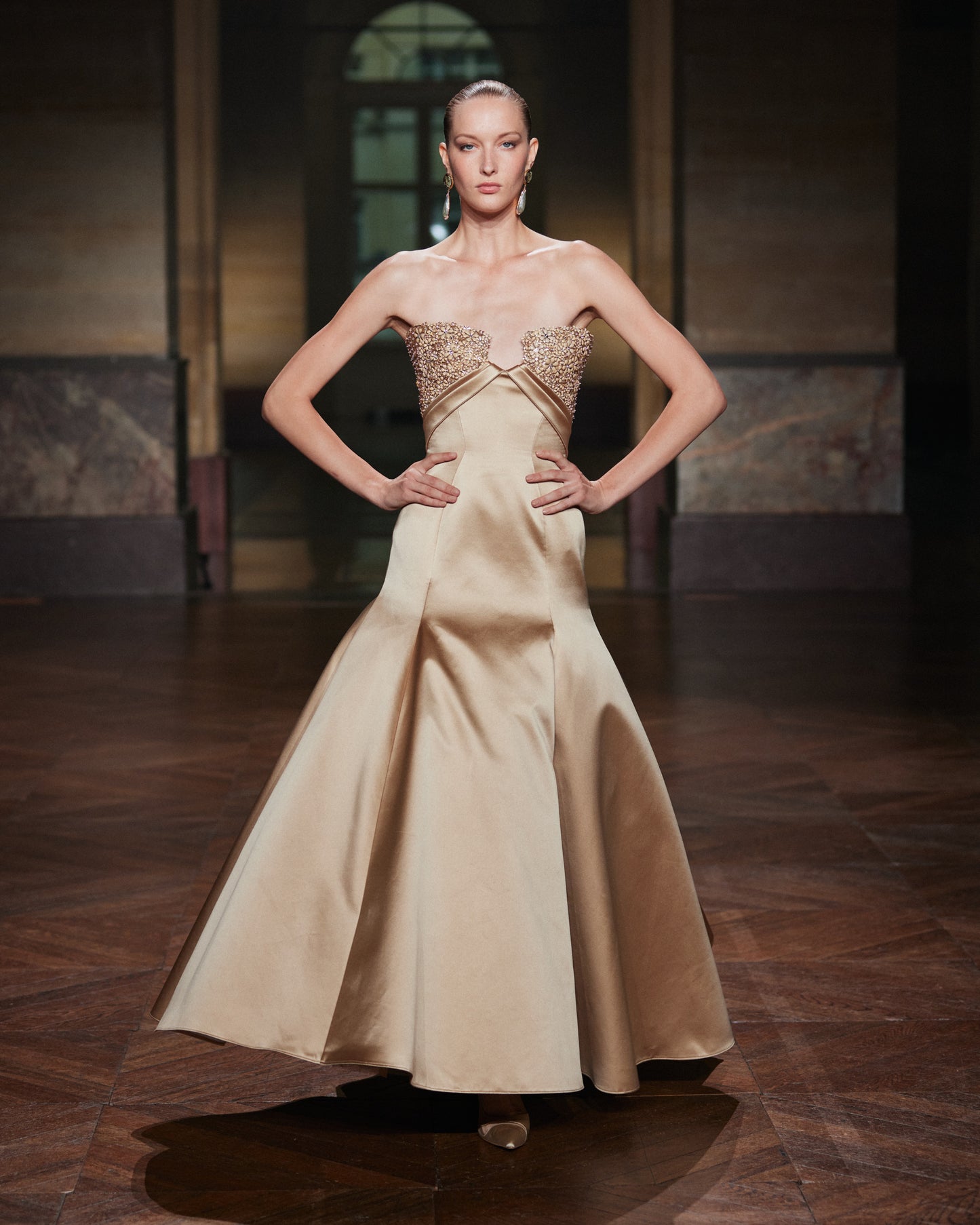 LOOK 7