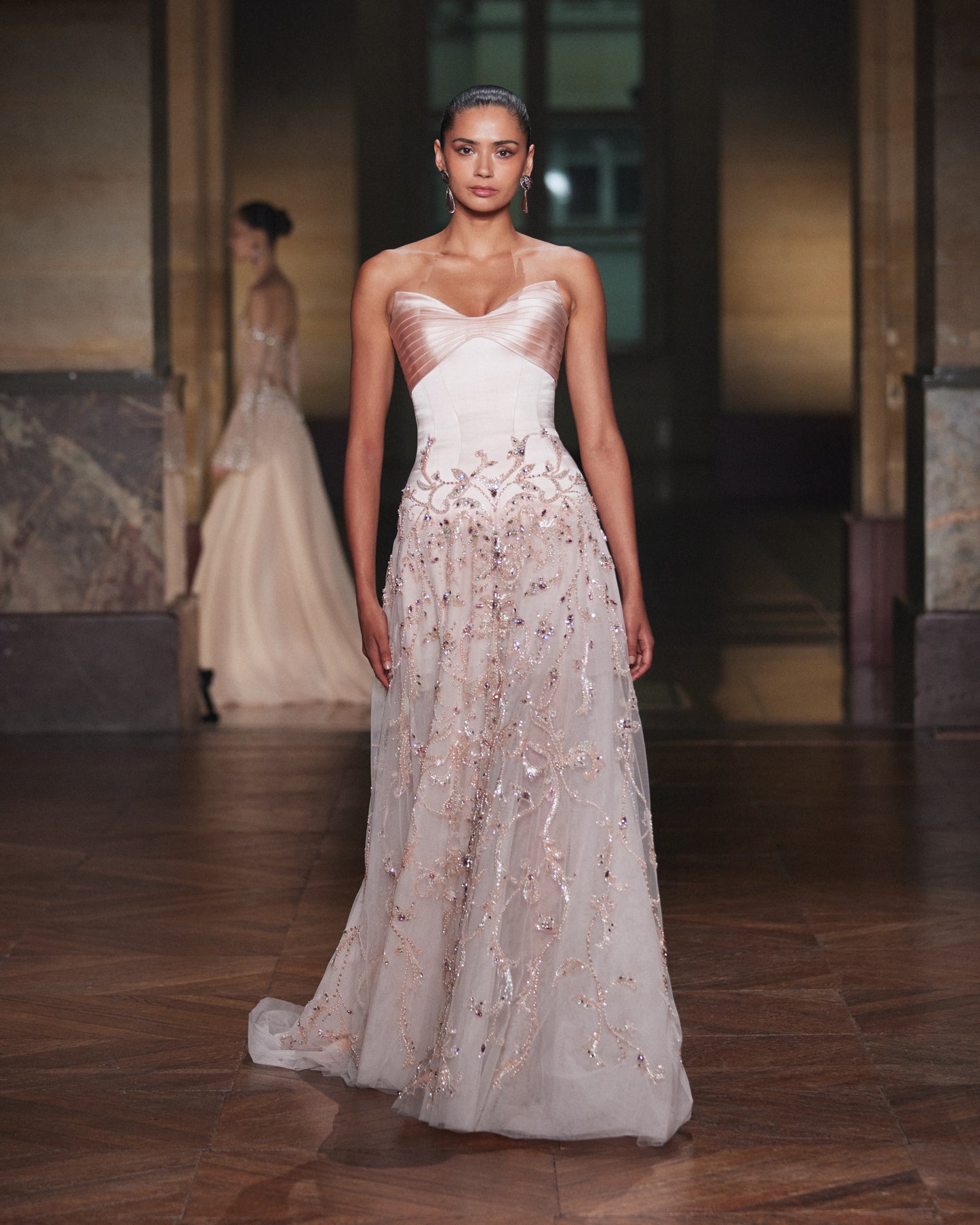 LOOK 29