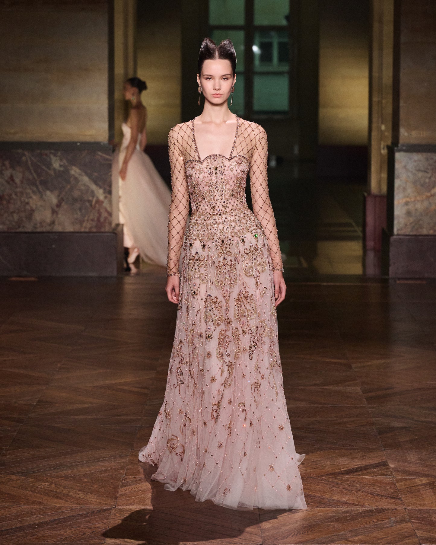 LOOK 39