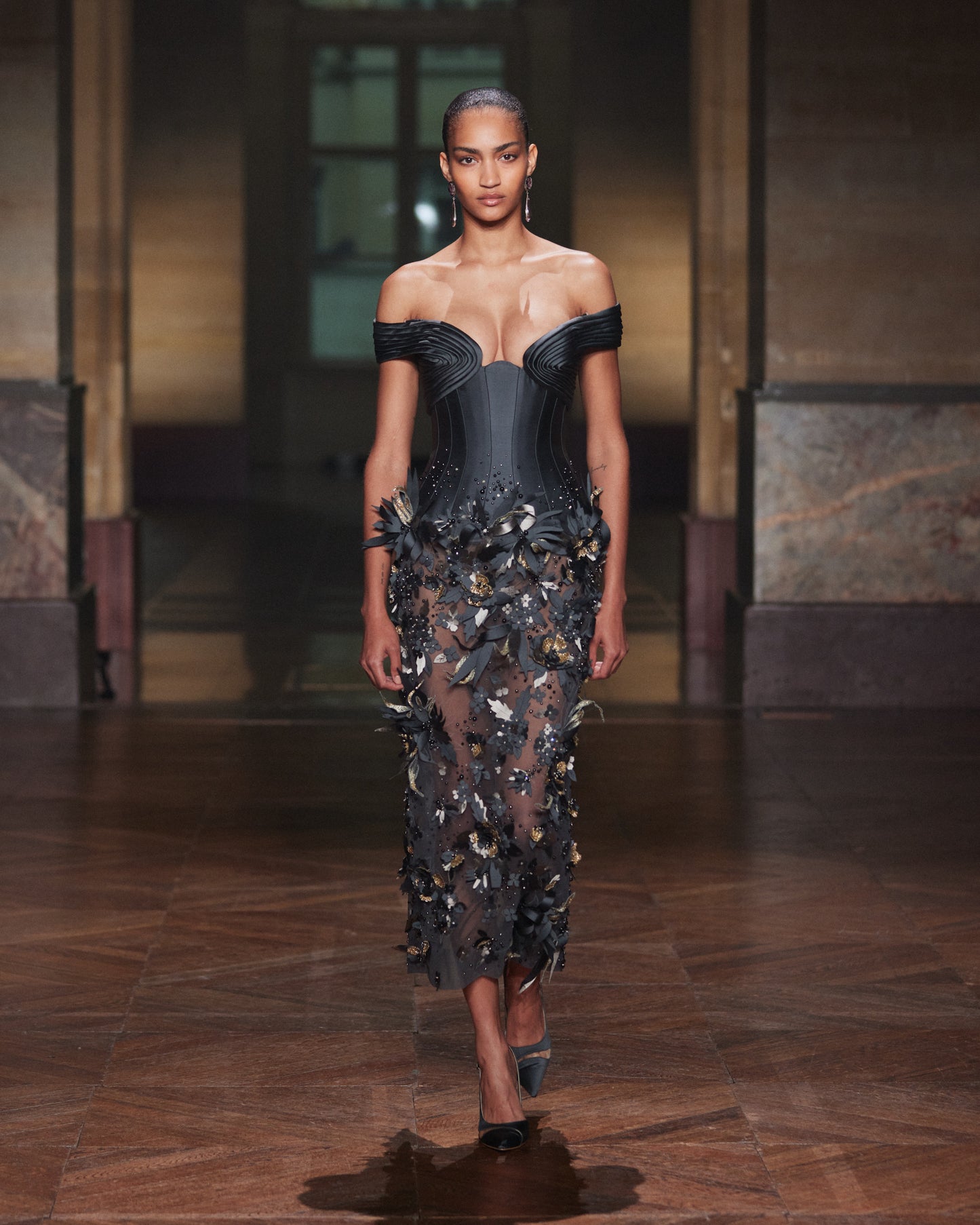 LOOK 54