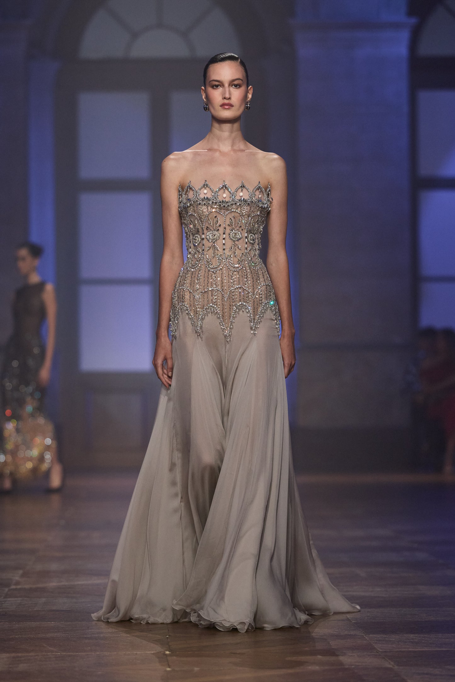 LOOK 12