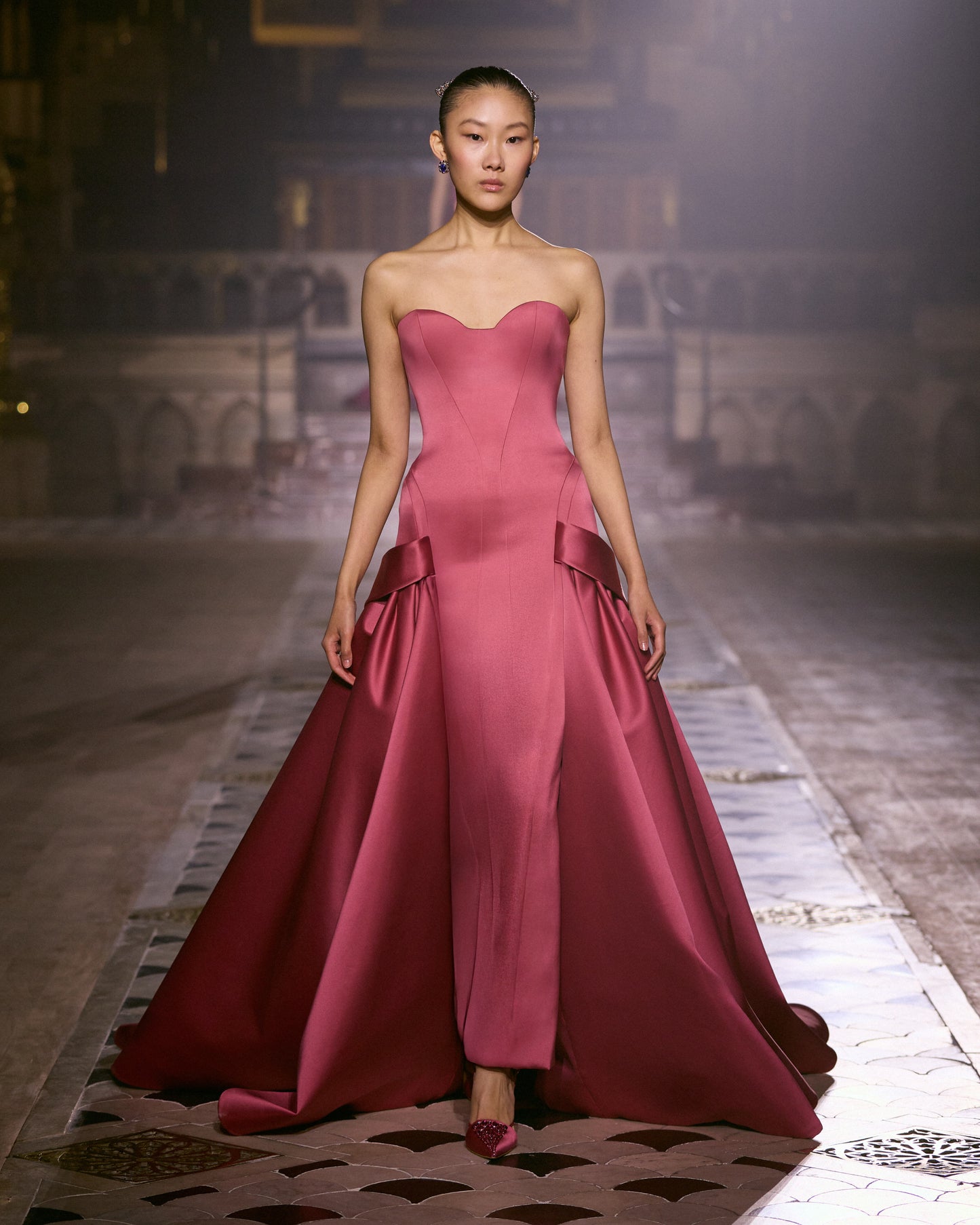 LOOK 38