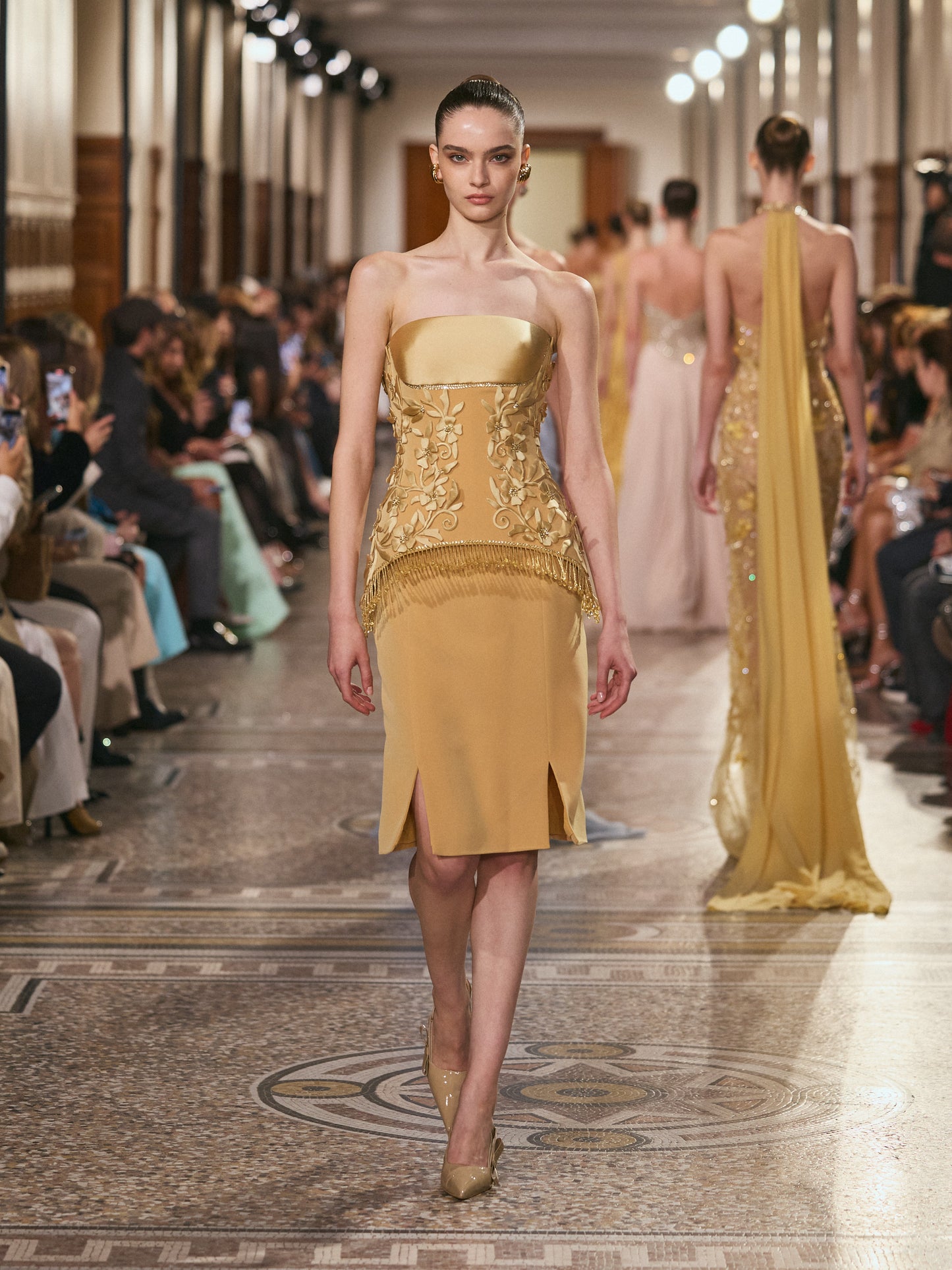 LOOK 55