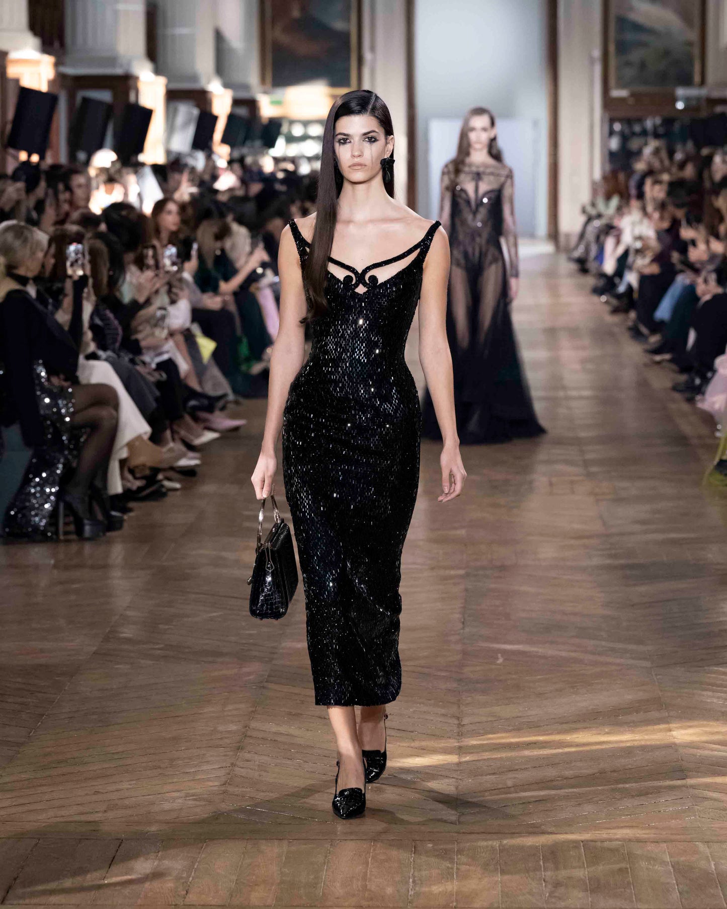 LOOK 2