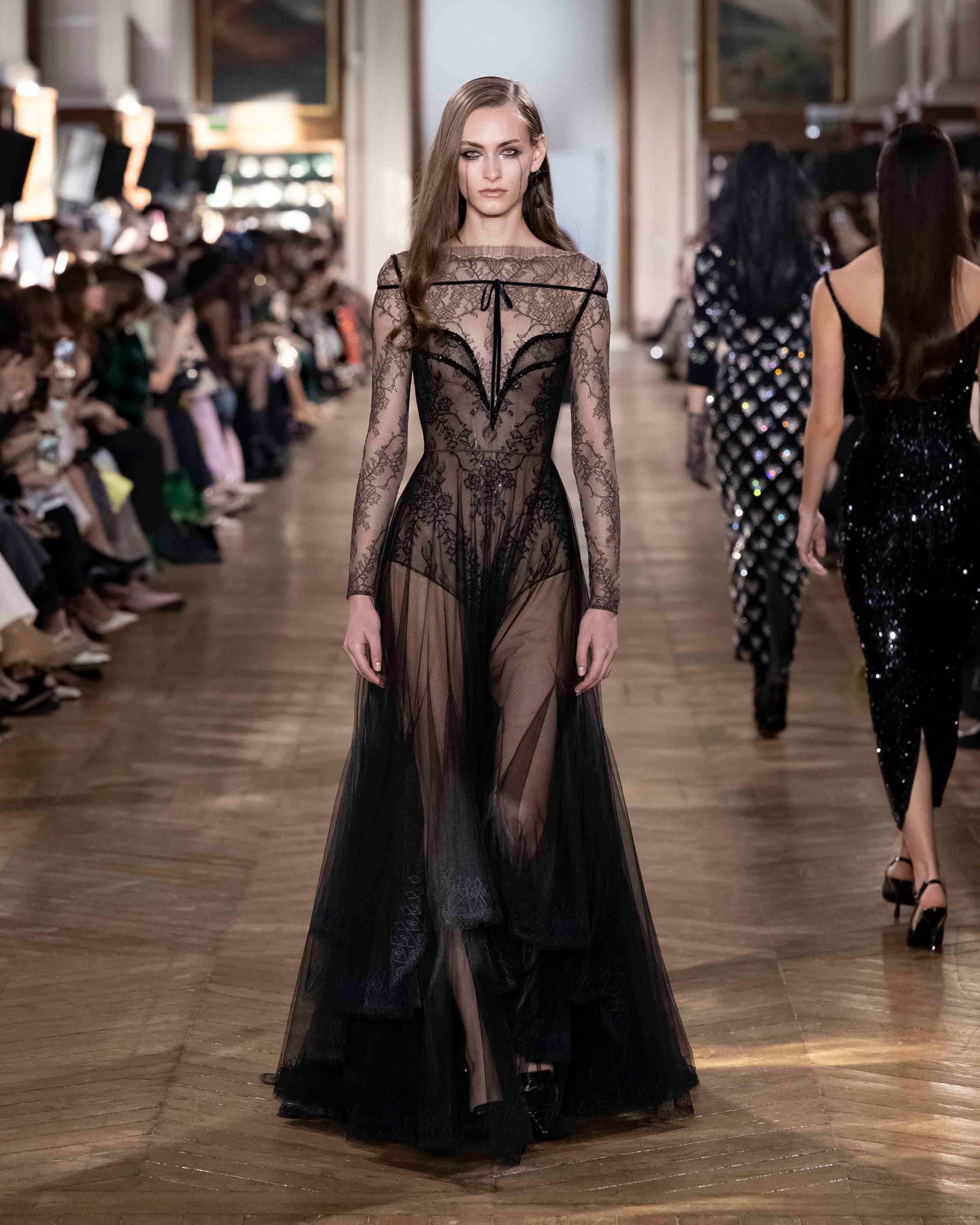 LOOK 3