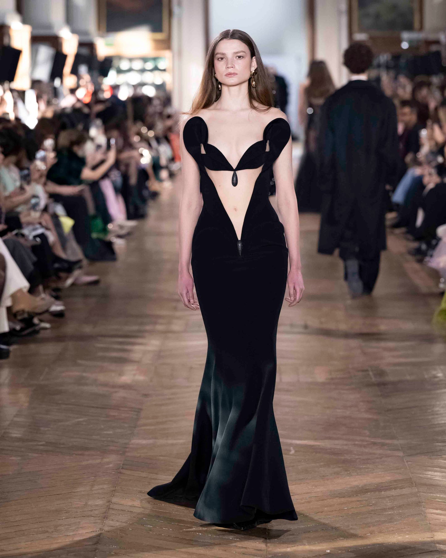LOOK 5
