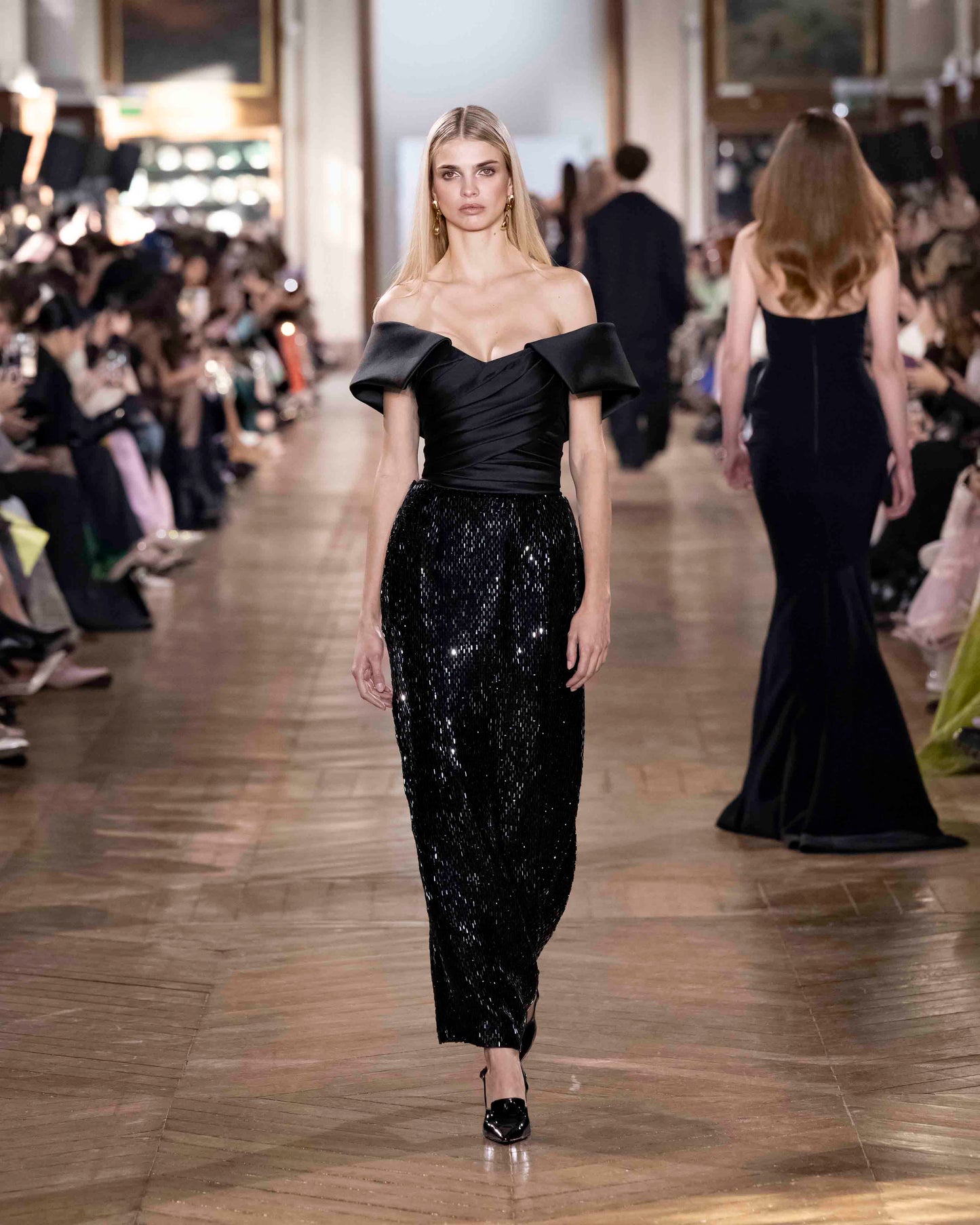 LOOK 7