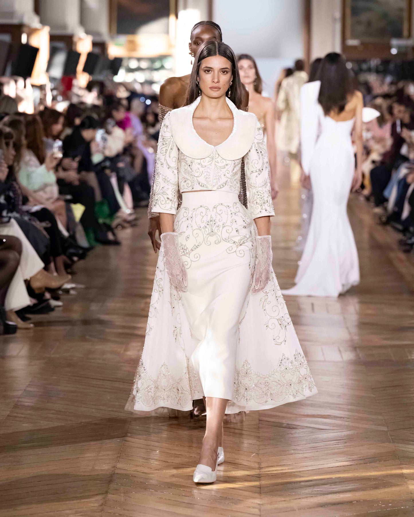 LOOK 50