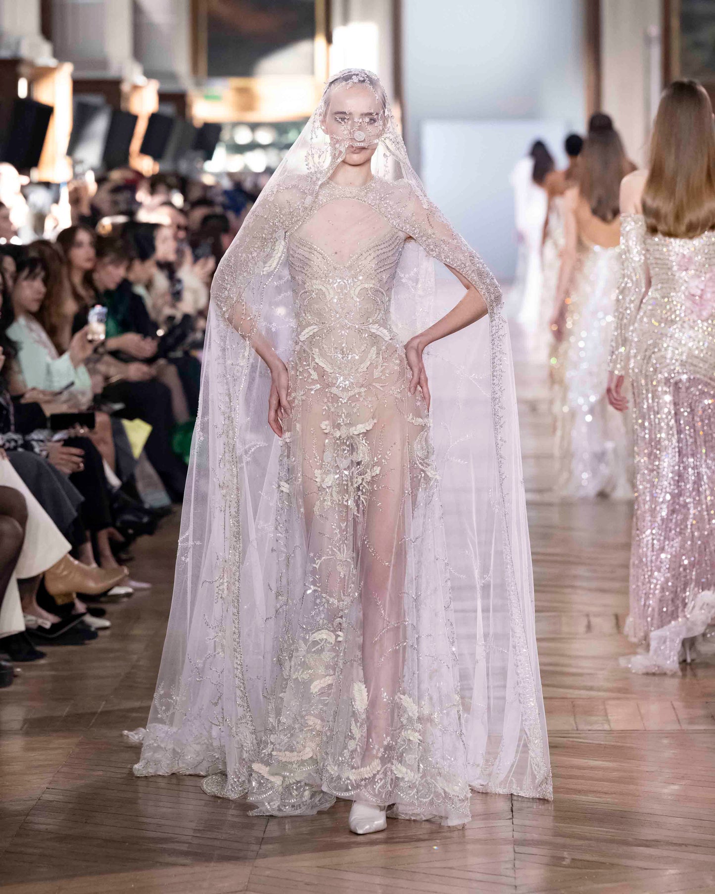 LOOK 55