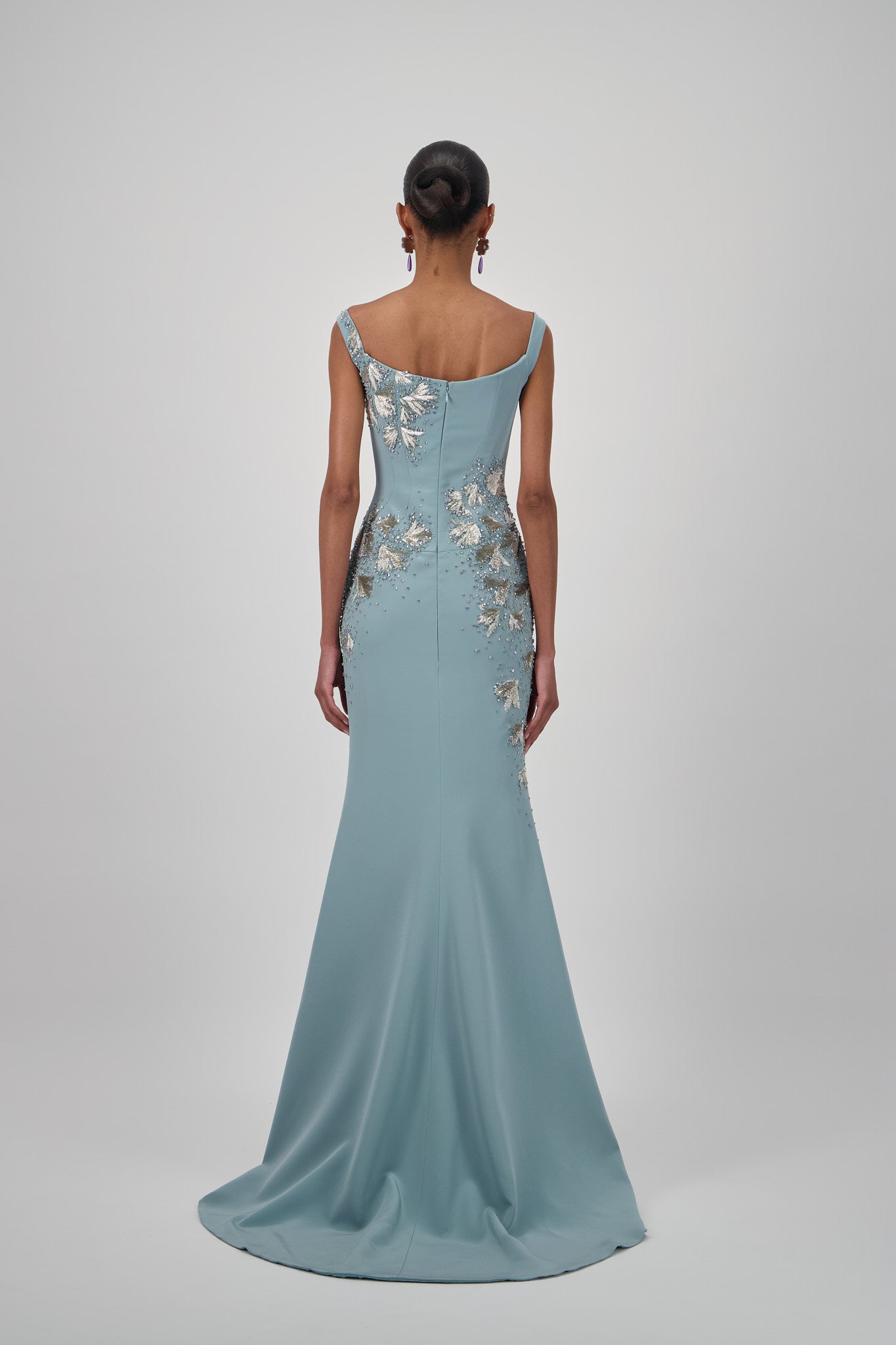 Wide Shoulder Crepe Long Dress