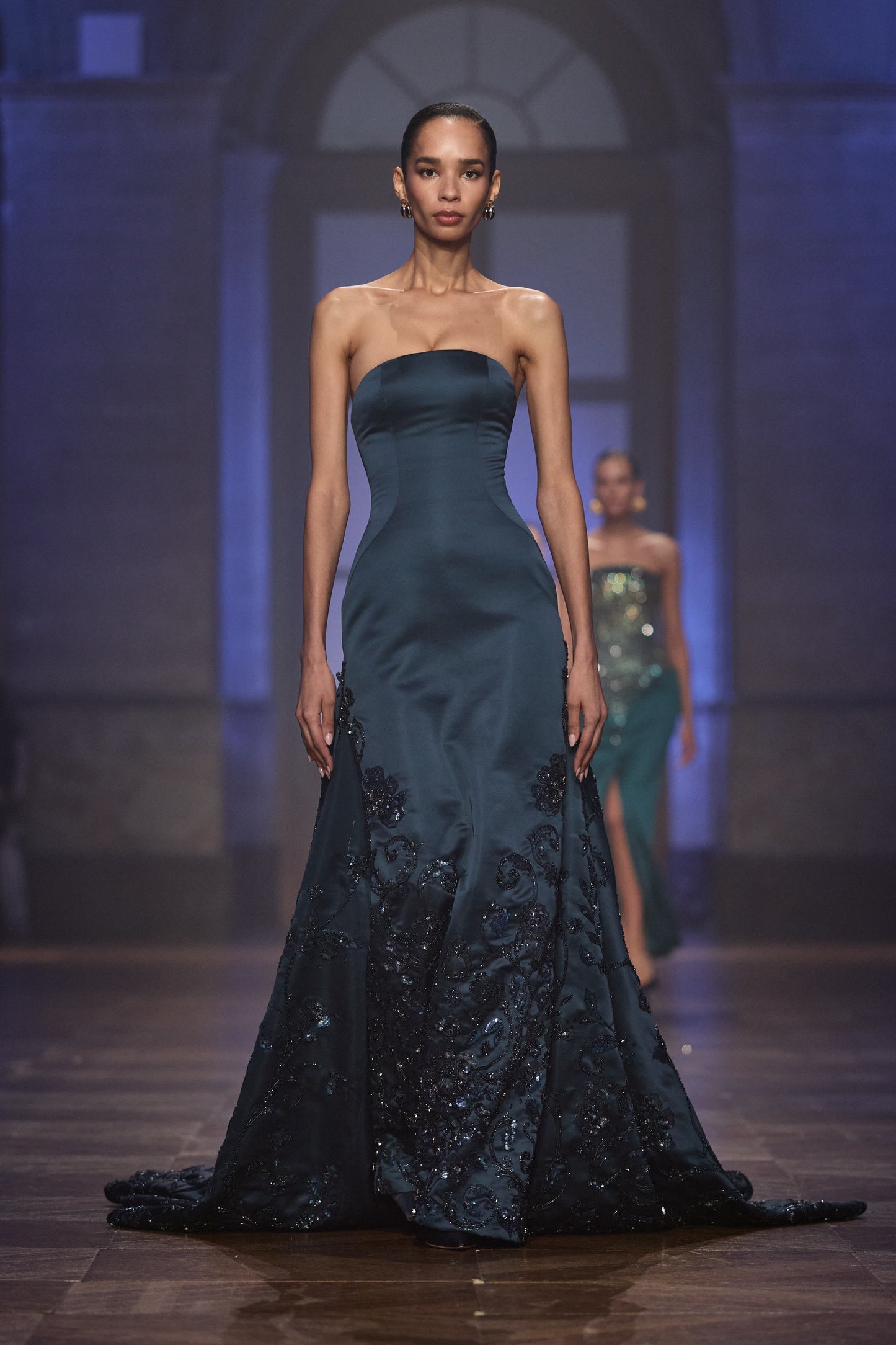 LOOK 37