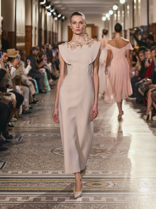 LOOK 19