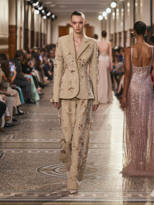 LOOK 29
