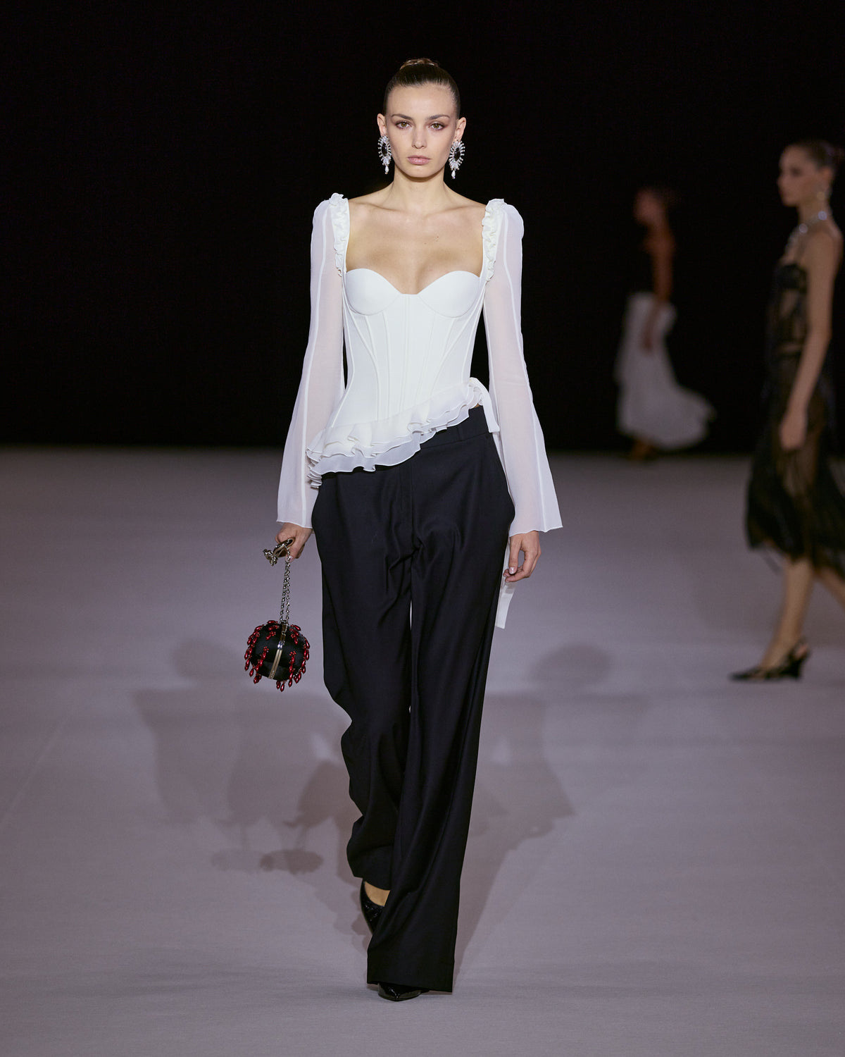 LOOK 5