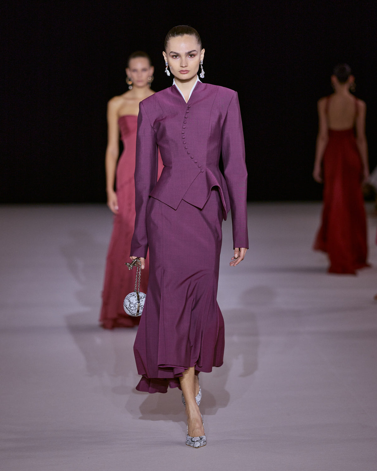 LOOK 35
