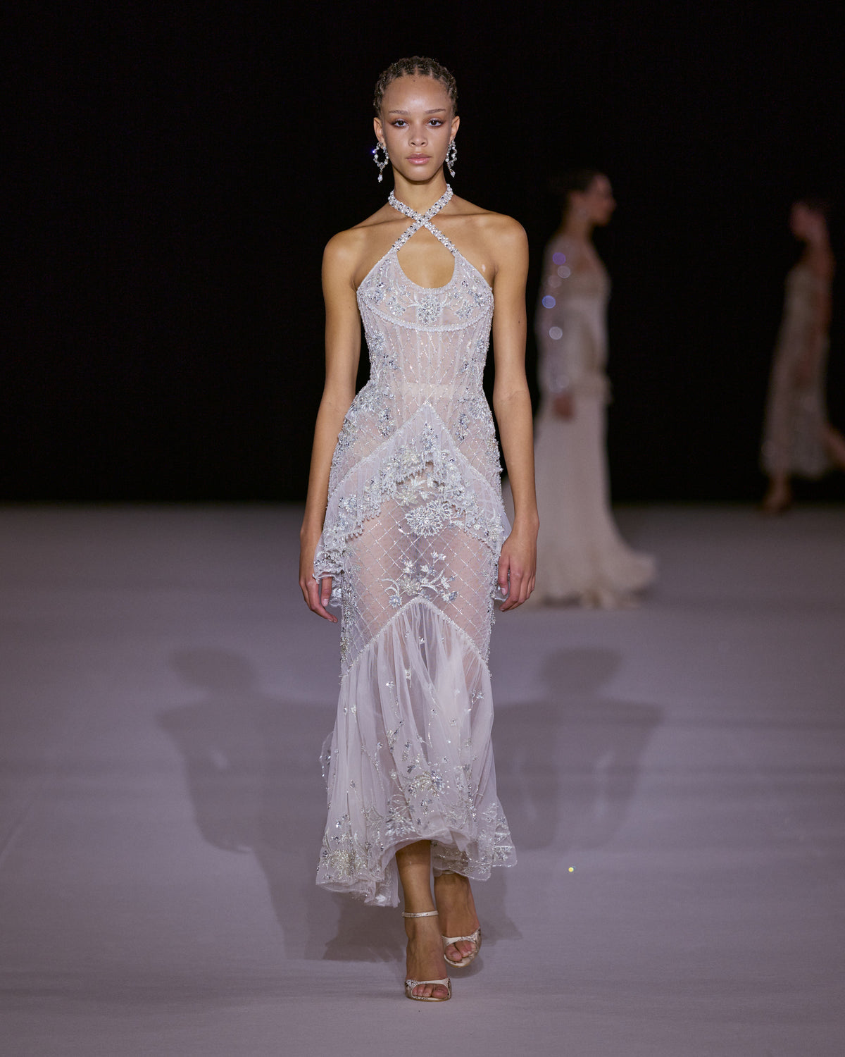 LOOK 52
