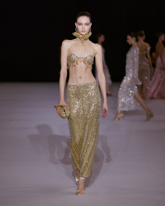 LOOK 53