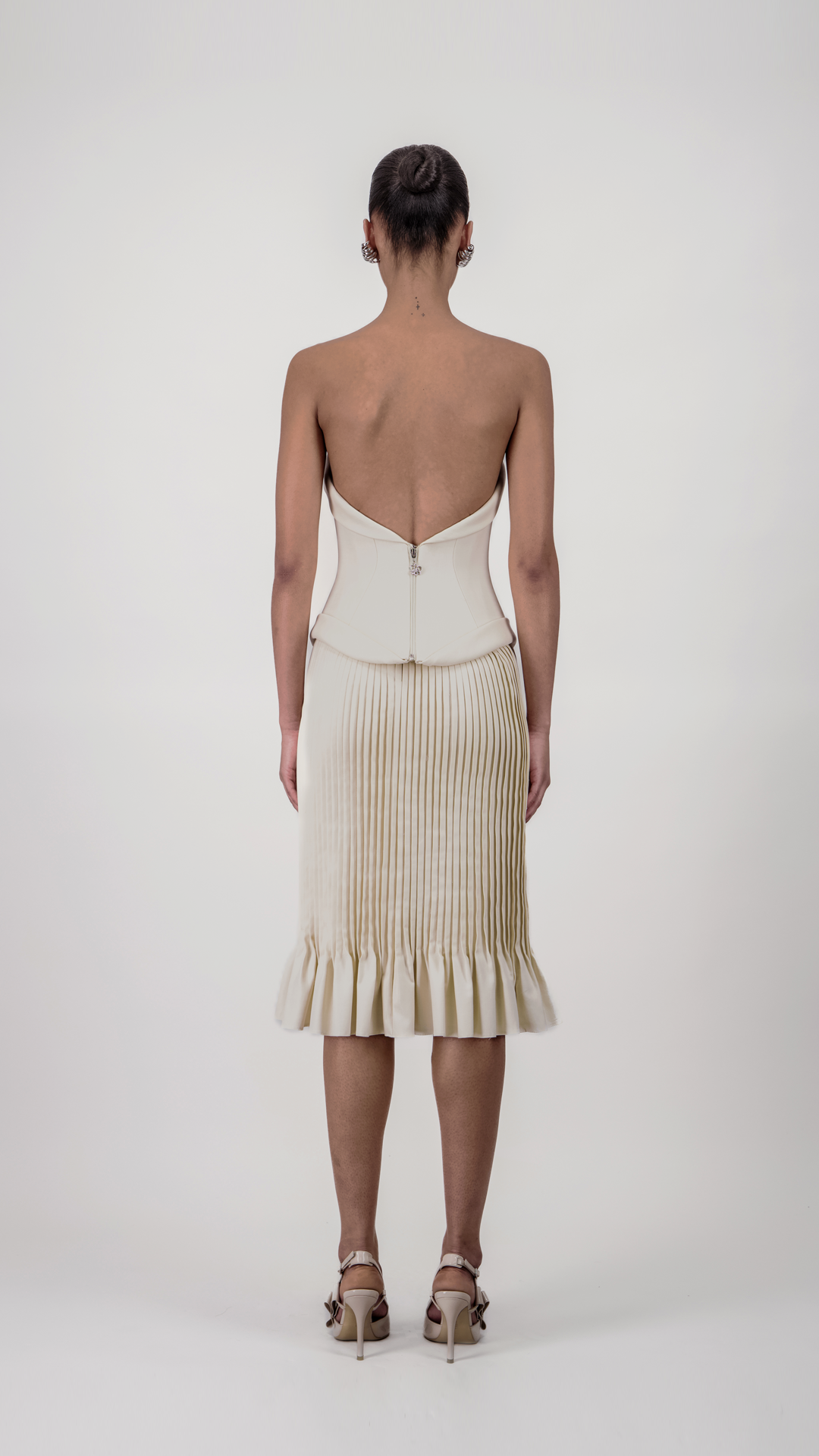 Pleated Column Short Skirt